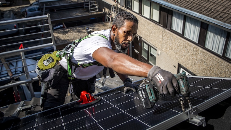 22-10-15-zonnepanelen-btw-tarief-nultarief-prijzen-ANP-415382550.jpg 22-10-15-zonnepanelen-btw-tarief-nultarief-prijzen-ANP-415382550.jpg