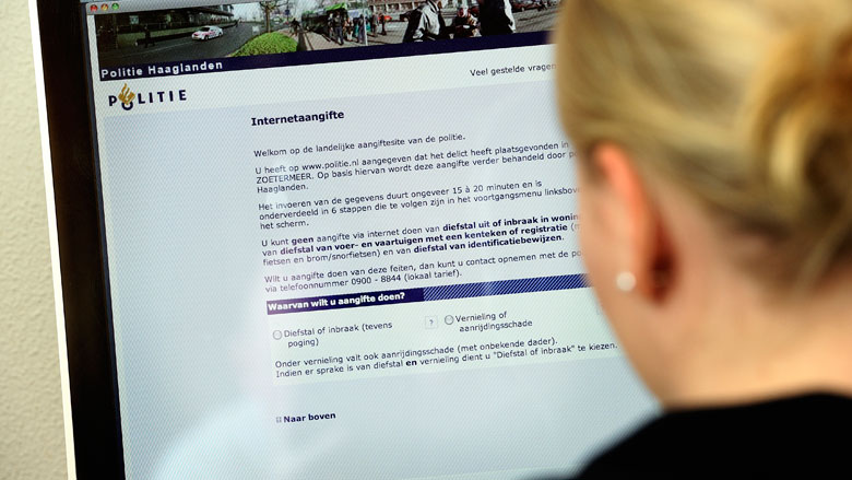 politiedoetnietsmethelftaangiftes22juli.jpg politiedoetnietsmethelftaangiftes22juli.jpg