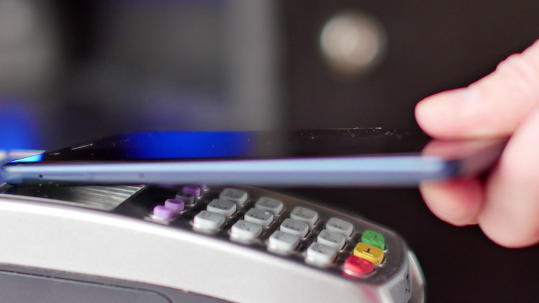 090921 Apple Pay.jpg 090921 Apple Pay.jpg