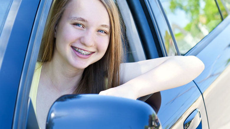 rijles_auto_meisje_jong_780.jpg rijles_auto_meisje_jong_780.jpg