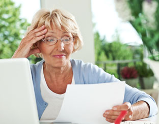 vrouw_brief_laptop_312.jpg vrouw_brief_laptop_312.jpg
