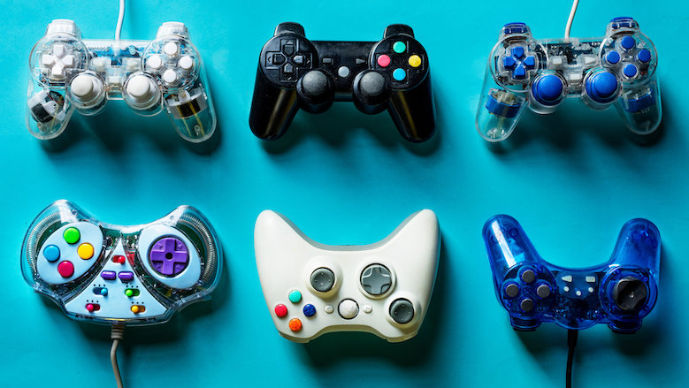 081121 controllers game.jpg