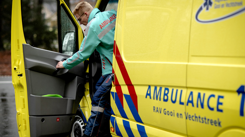 780x439_ambulancekleding_02112019.jpg