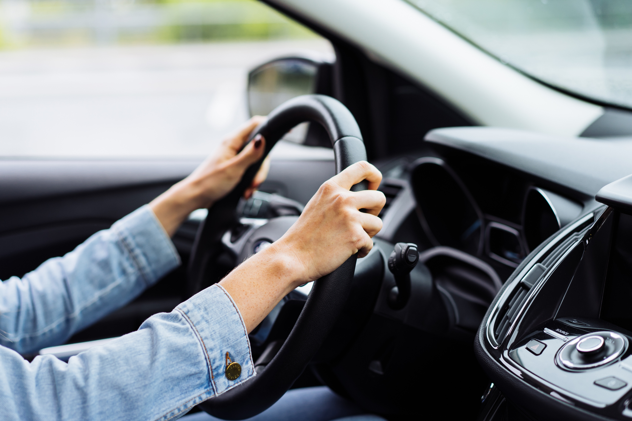 Handen Aan Het Stuur