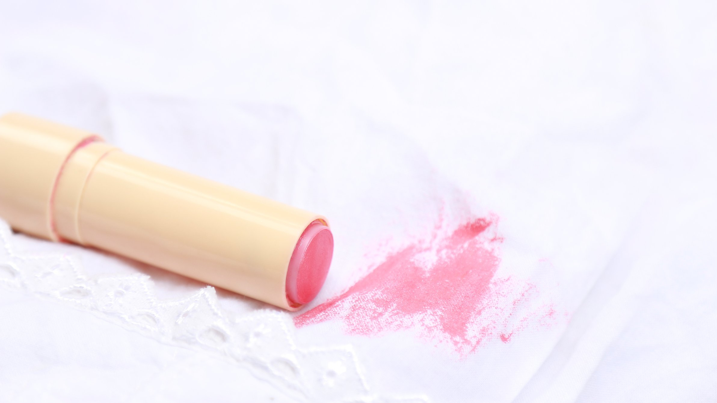 Lippenstift_shirt_2022.jpg Lippenstift_shirt_2022.jpg
