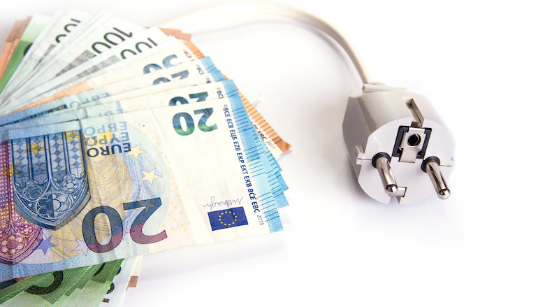 231221 geld met stekker.jpg 231221 geld met stekker.jpg