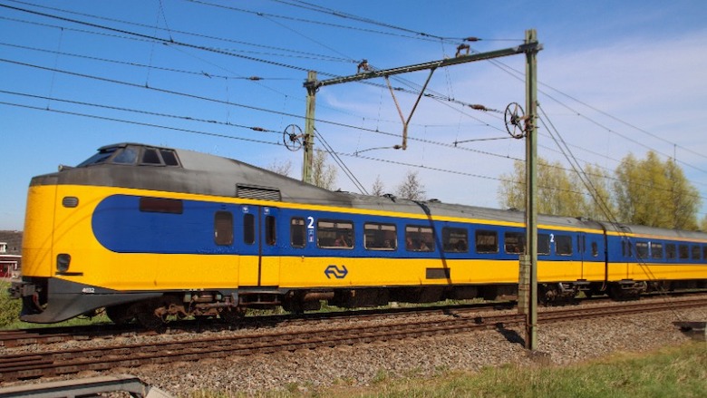 Trein-NS188453651_s.jpg Trein-NS188453651_s.jpg