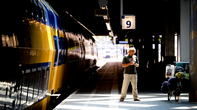 tijdelijk-geen-toeslag-voor-intercity-direct-in-daluren-betalen-301117.jpg tijdelijk-geen-toeslag-voor-intercity-direct-in-daluren-betalen-301117.jpg