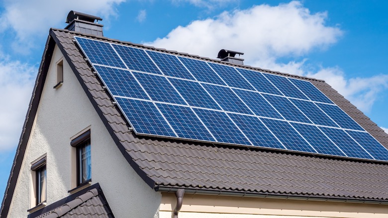 Zonnepanelen-131095759_m.jpg Zonnepanelen-131095759_m.jpg