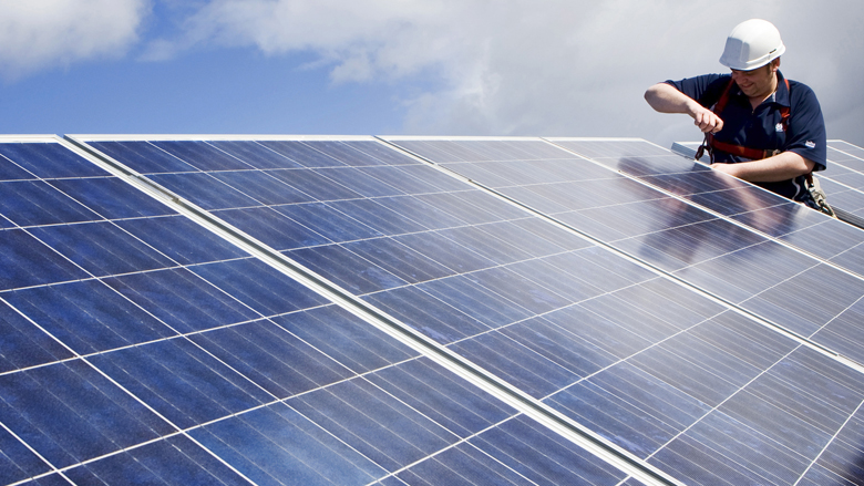 780x439_zonnepanelen-hulp.jpg 780x439_zonnepanelen-hulp.jpg