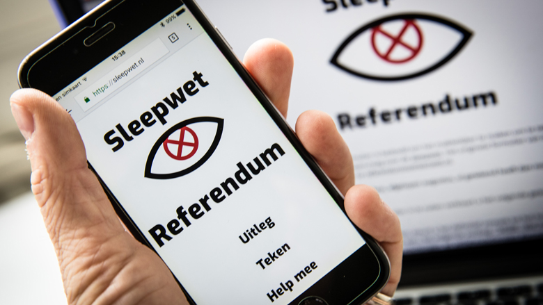 ruim-200-mensen-en-organisaties-vragen-subsidie-aan-voor-campagne-aftapwet-050118.jpg ruim-200-mensen-en-organisaties-vragen-subsidie-aan-voor-campagne-aftapwet-050118.jpg