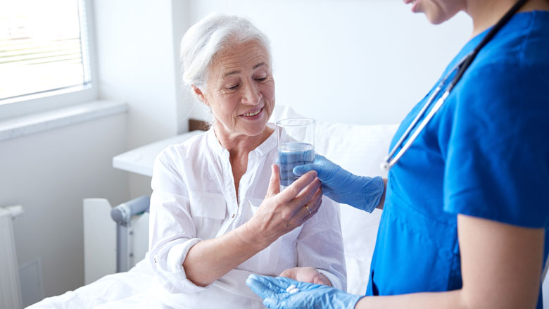 medicatie-vrouw-4-06-2018.jpg medicatie-vrouw-4-06-2018.jpg