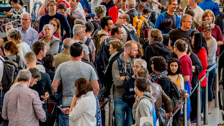 mogelijk-lange-wachtrijen-schiphol09072018.jpg