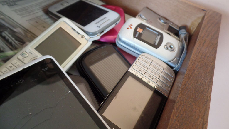 oude-telefoons-tablets-laptops-inleveren-780.jpg oude-telefoons-tablets-laptops-inleveren-780.jpg