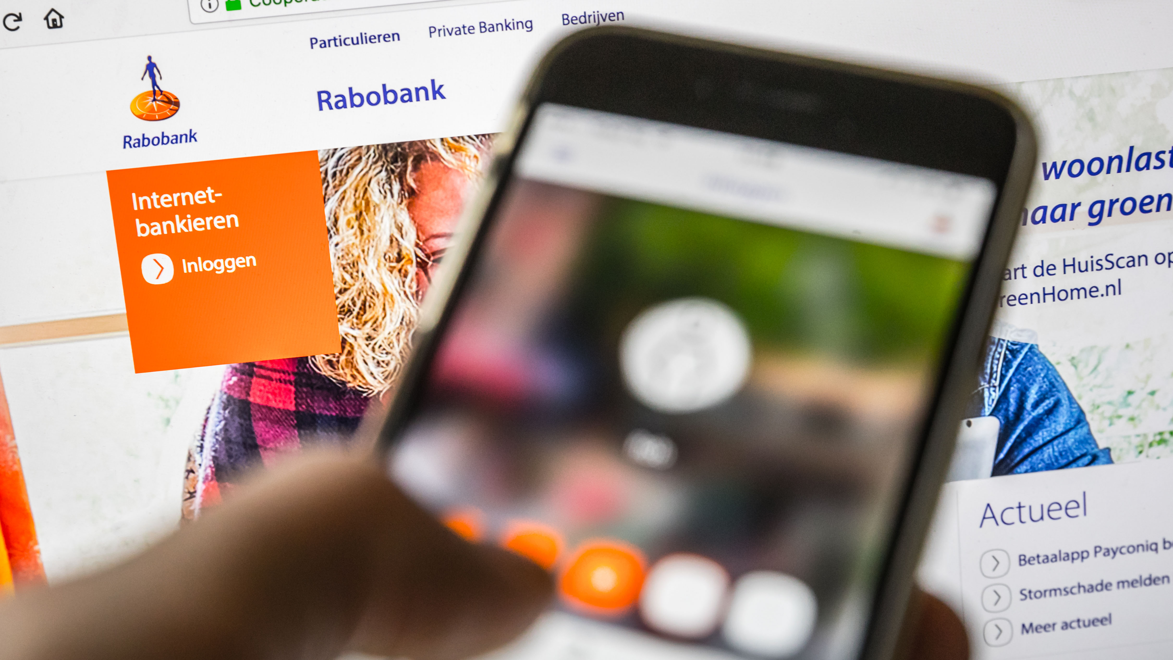 Geen Rabo Scanner bij de hand? Zo betaal je via iDEAL met je smartphone ...