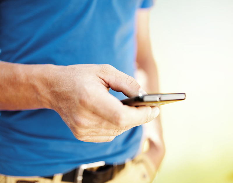 man_telefoon_800x628.jpg