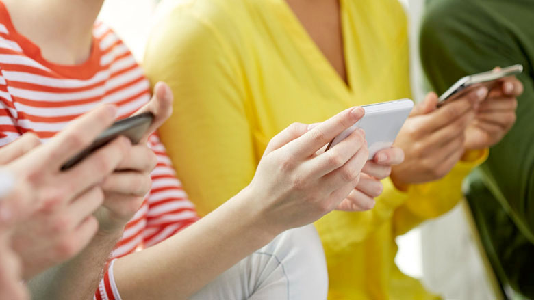 poll-uitslag-mobiel-schoonmaken-desinfecteren-780.jpg poll-uitslag-mobiel-schoonmaken-desinfecteren-780.jpg