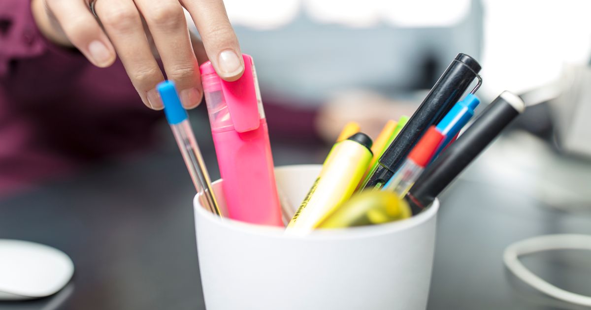 Een pen of printje meenemen naar huis: wanneer steel je van je werk?