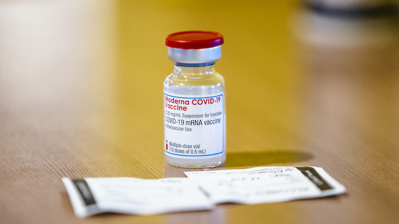 300121 moderna vaccin.jpg 300121 moderna vaccin.jpg