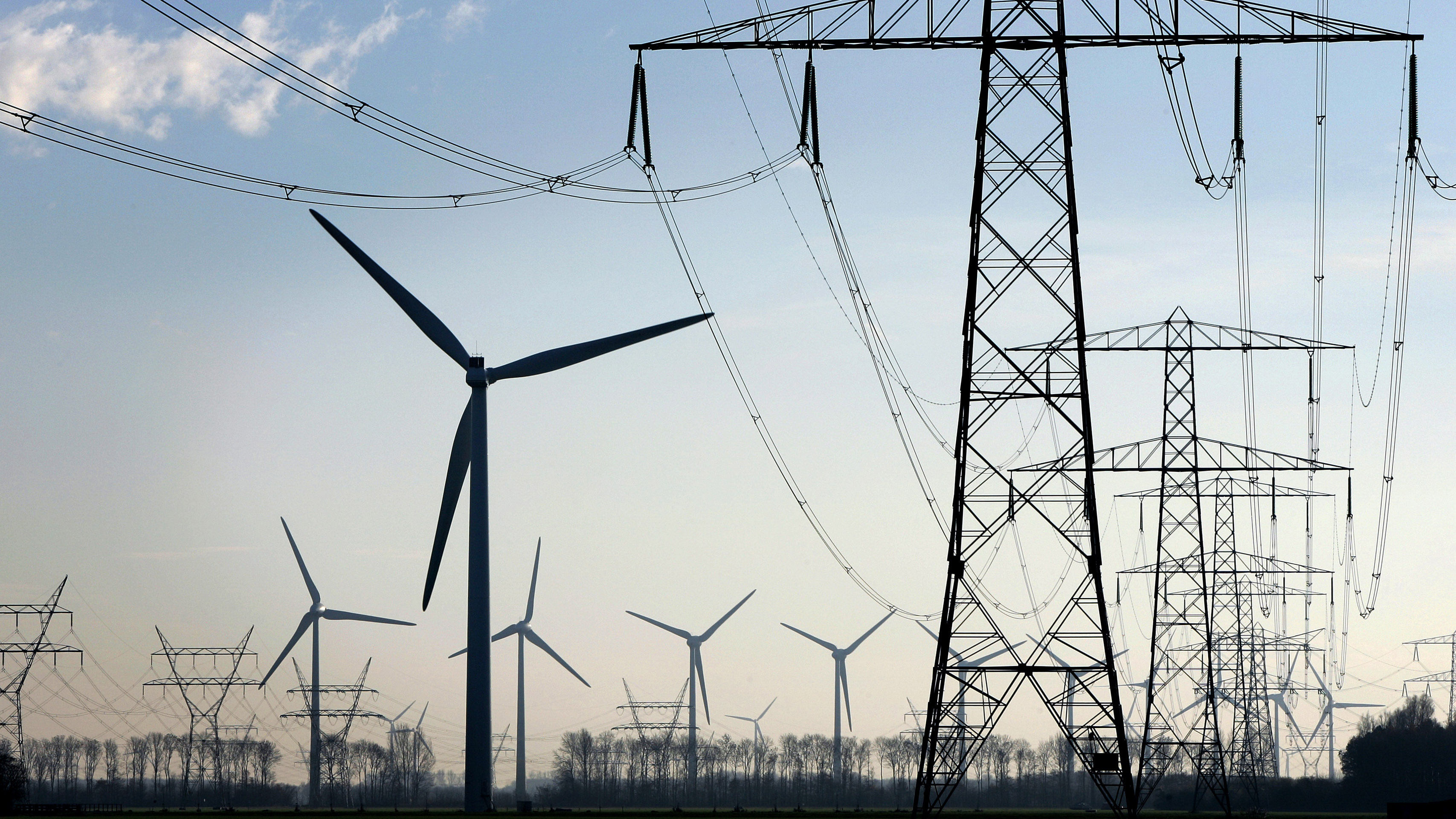 Energiemast.jpg Energiemast.jpg