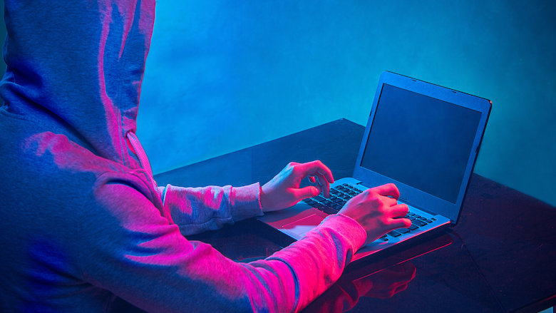 011121 hacker.jpg 011121 hacker.jpg