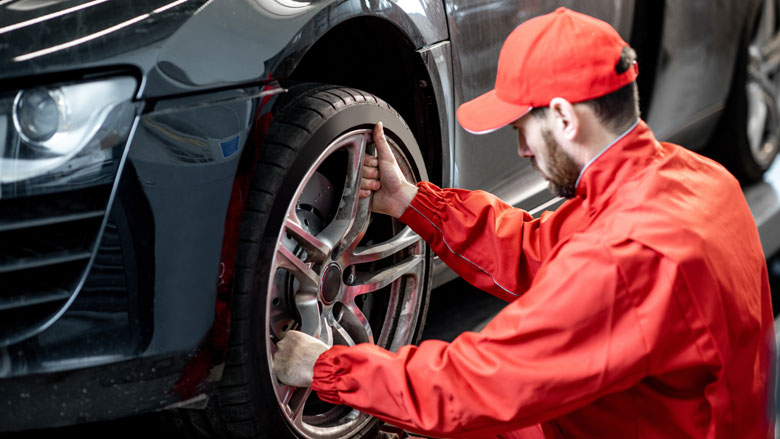 monteur-autoband-14022019.jpg monteur-autoband-14022019.jpg