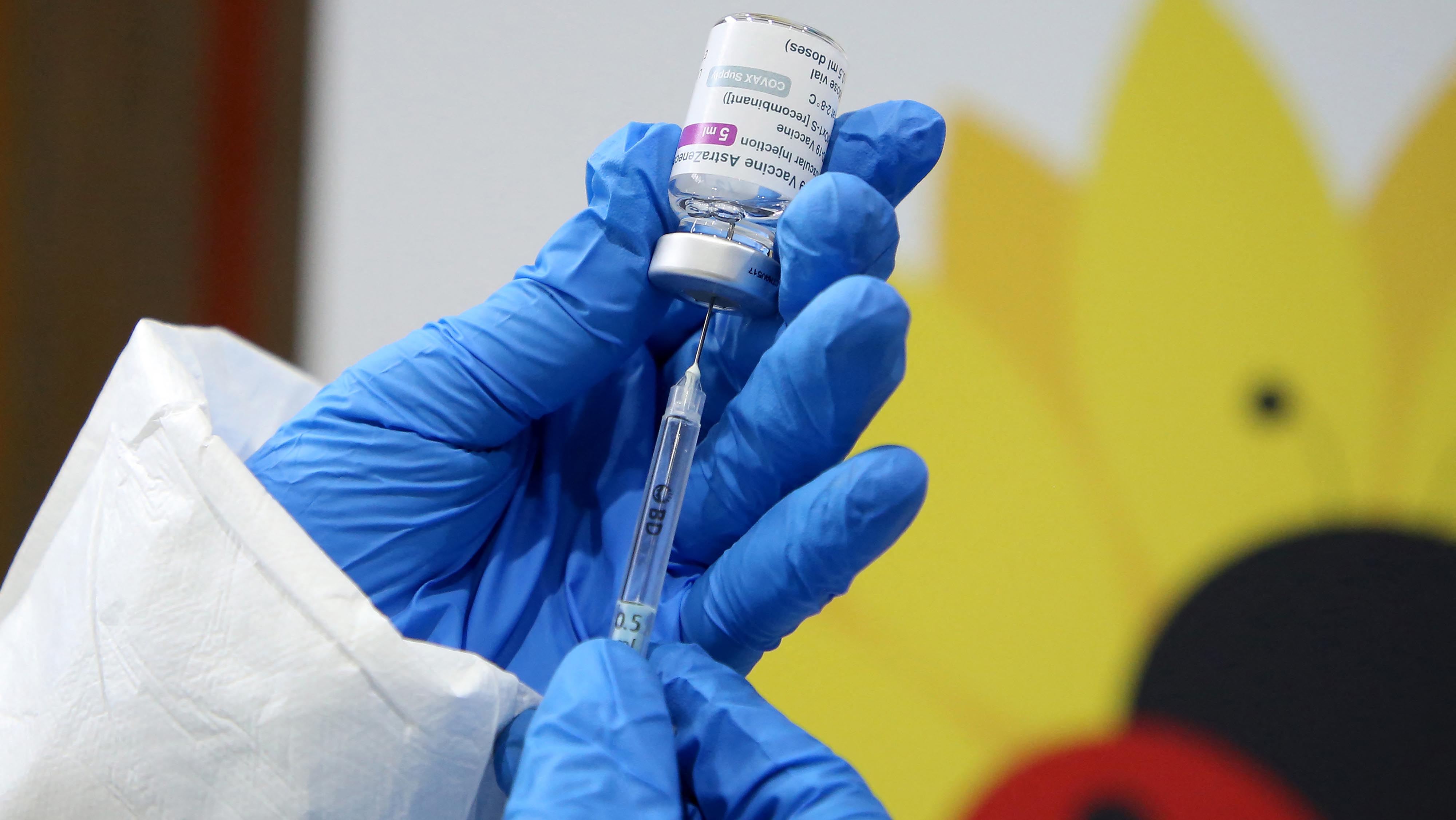 astrazeneca-voorzorg-gestopt-15032021.jpg astrazeneca-voorzorg-gestopt-15032021.jpg
