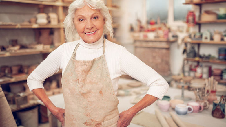 200908 oudere vrouw werk.jpg