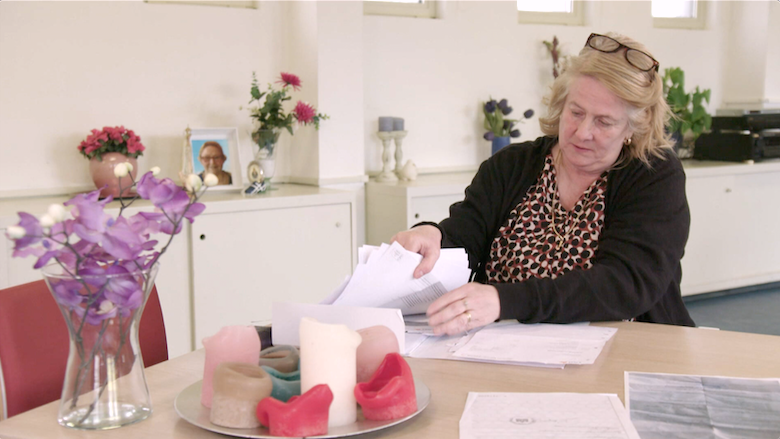 780x439 Still 2 banksaldo overlijden.png