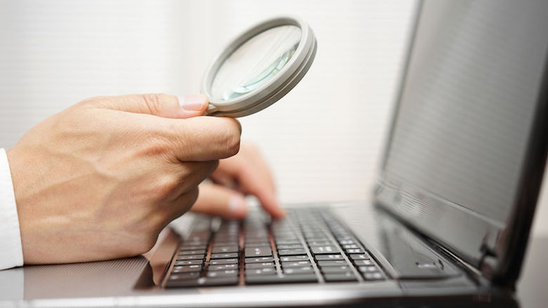 20200528 vergrootglas laptop.jpg