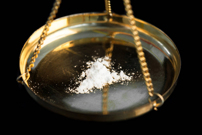 061221 wit poeder.jpg