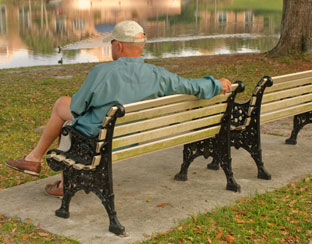 oude_man_bankje_312.jpg