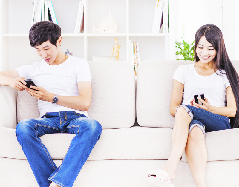 moderne_relatie_mobiel800.jpg moderne_relatie_mobiel800.jpg