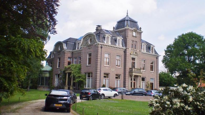 210113 conservatrix villa.jpeg