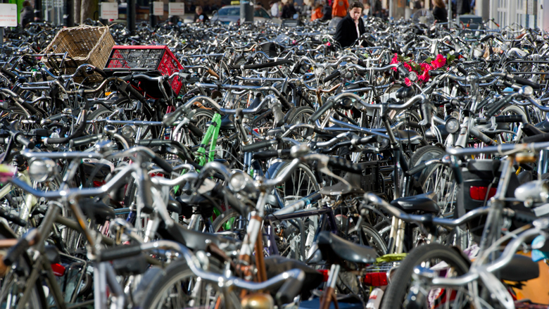 tekort-aan-fietsenstallingen-011117.jpg tekort-aan-fietsenstallingen-011117.jpg