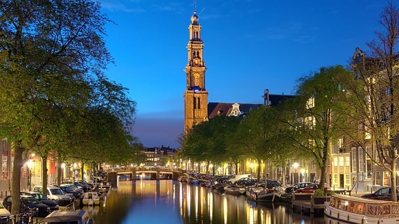 toeristen-amsterdam-verblijf-15052019.jpg toeristen-amsterdam-verblijf-15052019.jpg