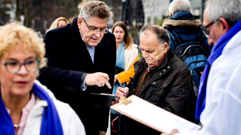 aflosboete-handtekeningen-15-02-2018.jpg aflosboete-handtekeningen-15-02-2018.jpg
