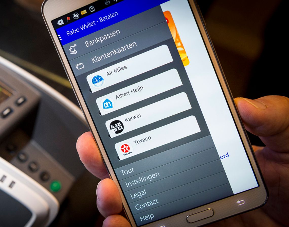 Betalen met smartphone vervangt pinpas - Radar - het ...