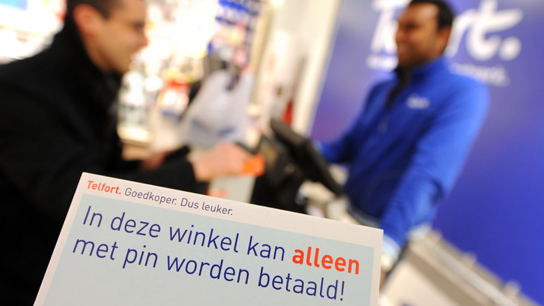 alleen-pinnen-coronamaatregelen-niet-oke_780.jpg alleen-pinnen-coronamaatregelen-niet-oke_780.jpg