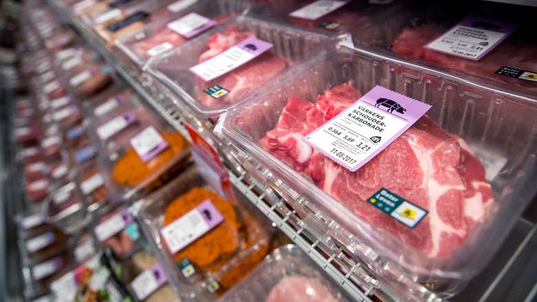 liegebeest-wakkerdier-albertheijn-130818.jpg liegebeest-wakkerdier-albertheijn-130818.jpg