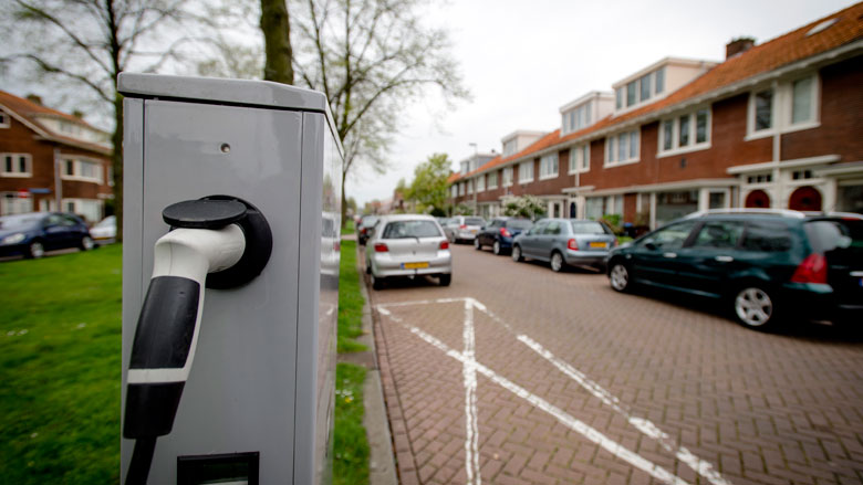 elektrische-auto_s-terugloop-231117.jpg