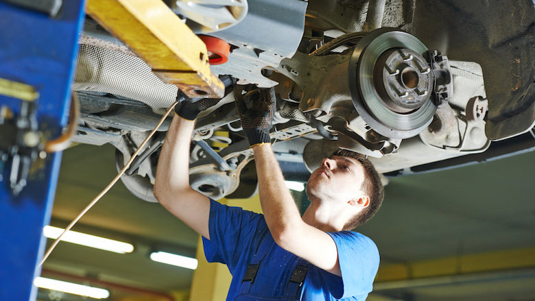 21-10-15-autogarage-kosten-auto-reparatie-prijs-gemiddeld-31112209_s.jpg 21-10-15-autogarage-kosten-auto-reparatie-prijs-gemiddeld-31112209_s.jpg