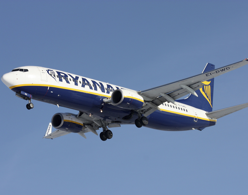 ryanair.jpg ryanair.jpg