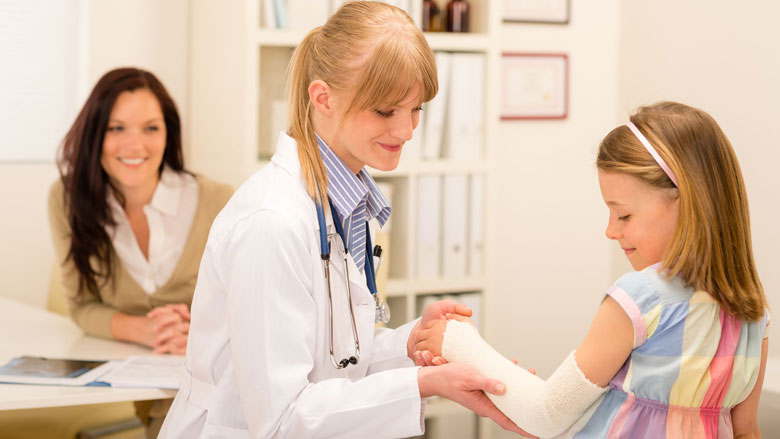 gebrokenarm0609.jpg gebrokenarm0609.jpg
