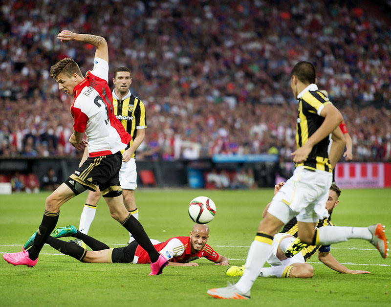voetbal_feyenoord_vitesse_800x628.jpg voetbal_feyenoord_vitesse_800x628.jpg