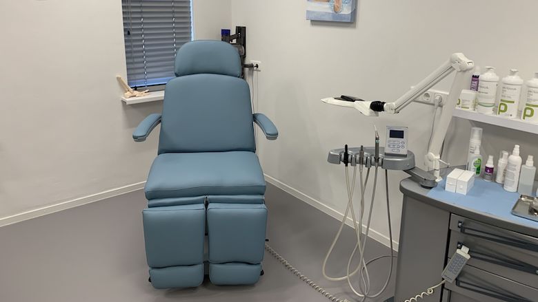 20200408 pedicurestoel.jpg