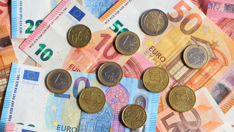 15042020 contant geld.jpg 15042020 contant geld.jpg