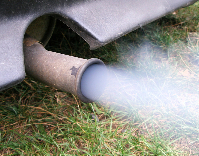 uitlaat_auto_co2_800x628.jpg uitlaat_auto_co2_800x628.jpg