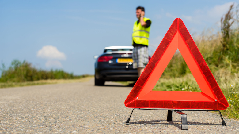 autopech-in-de-hitte-gevarendriehoek-780.jpg autopech-in-de-hitte-gevarendriehoek-780.jpg
