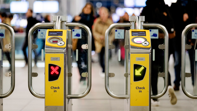 poortjes-utrecht-centraal-vanaf-vandaag-gesloten-061117.jpg poortjes-utrecht-centraal-vanaf-vandaag-gesloten-061117.jpg